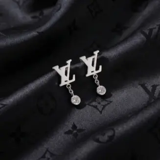 L.V Idylle Blossom Earrings