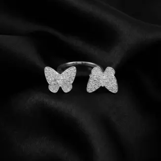 Van Cleef & Arpels, Two Butterfly Between the Finger ring